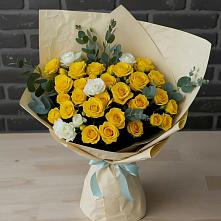 Букет цветов из:  Розы в Корфовский