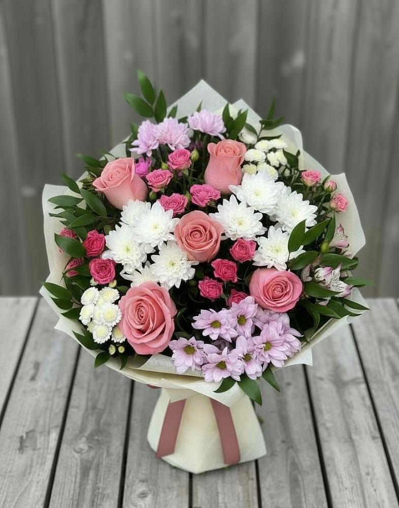 Букет цветов из: Альстромерии, Гвоздики, Розы и Хризантемы в Корфовский