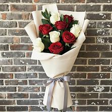 Букет цветов из:  Розы в Корфовский