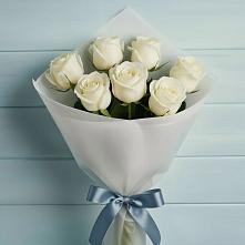 Букет 7 Белых роз Эдлесс Лав в Корфовский