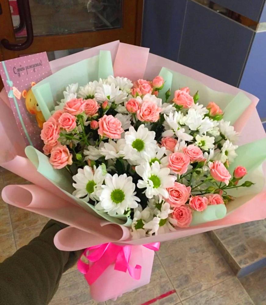 Букет цветов из: Розы и Хризантемы в Корфовский