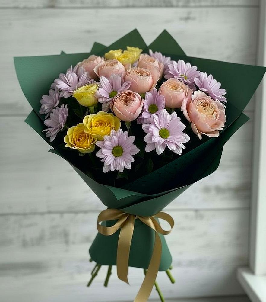 Букет цветов из: Хризантемы и Розы в Корфовский