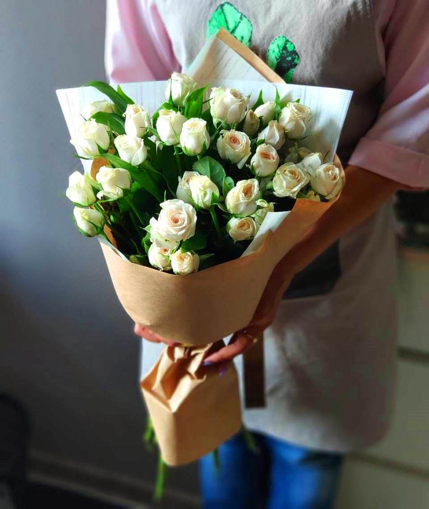Букет цветов из: Розы в Корфовский
