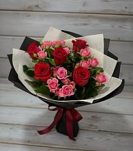 Букет цветов из:  Розы в Корфовский