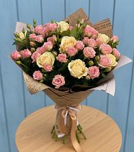 Букет цветов из:  Розы в Корфовский