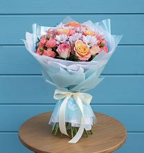 Букет цветов из:  Хризантемы и Розы в Корфовский