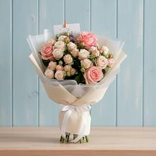 Букет цветов из:  Розы в Корфовский