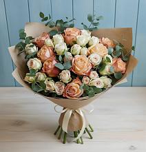 Букет цветов из:  Альстромерии и Розы в Корфовский